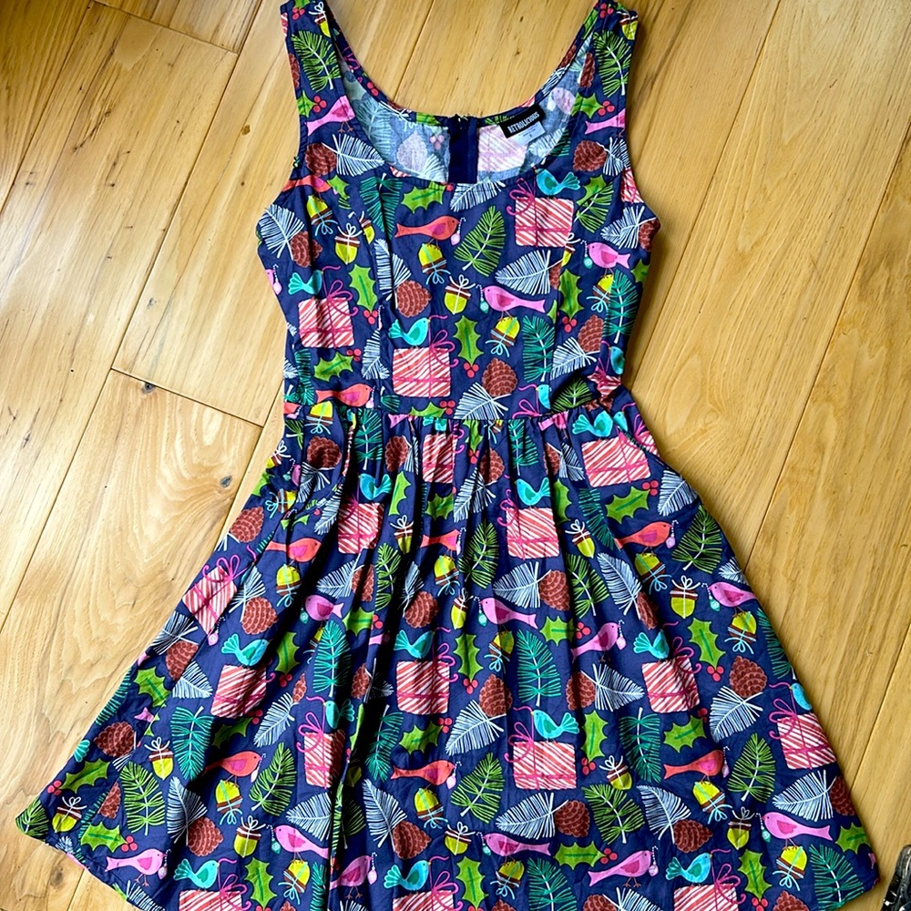 Amazing ModCloth brand retro party holiday dress, size Small. Worn once.